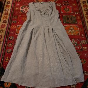 Linen dress